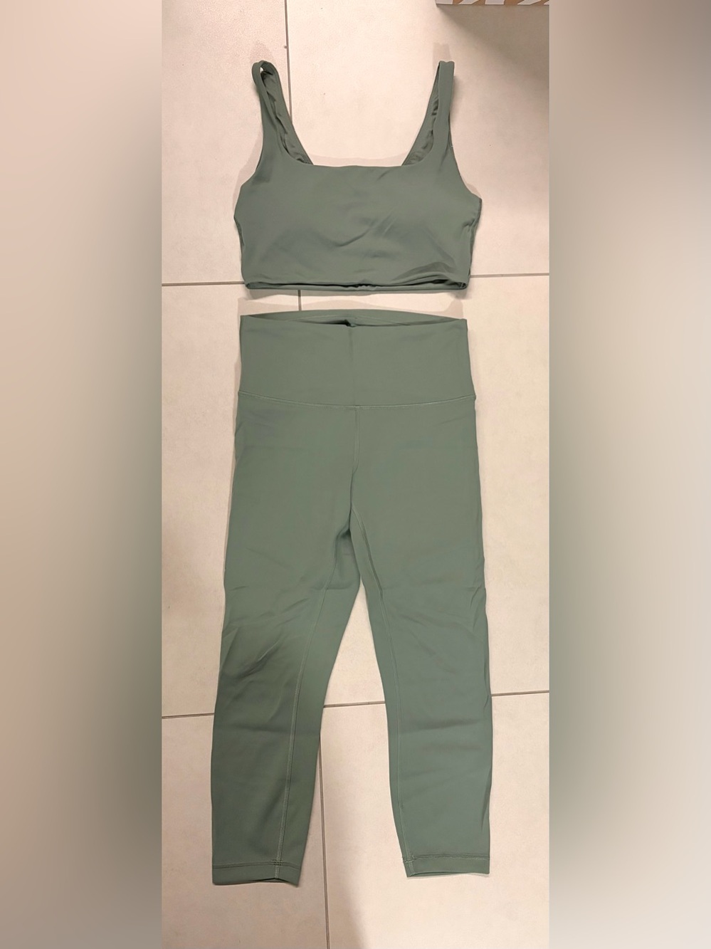 lululemon athletica High-Rise Sage Green Sportsbra & Leggings